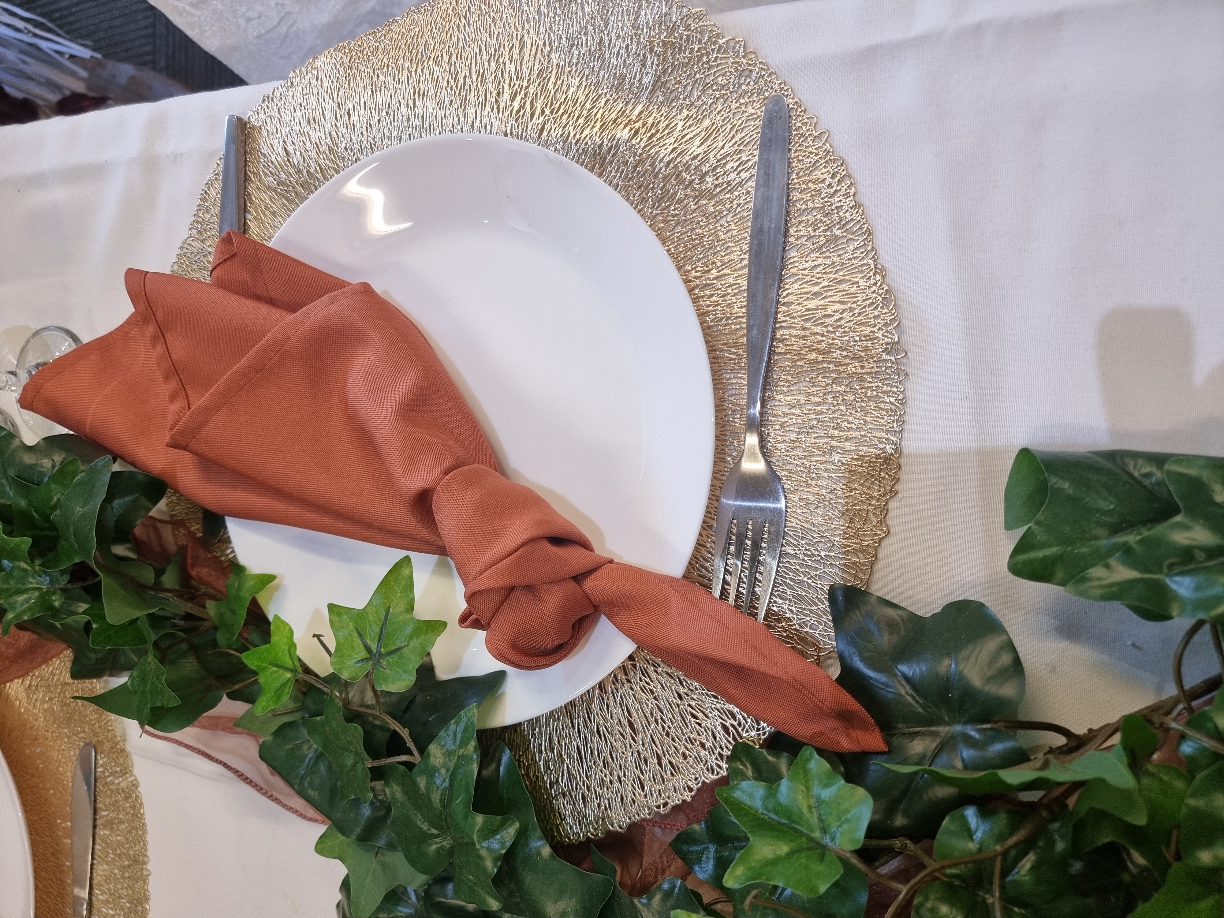 gold_placemats