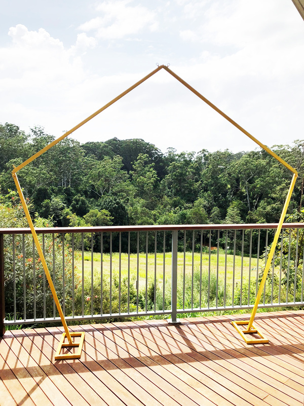 pentagon_wedding_arch_gold